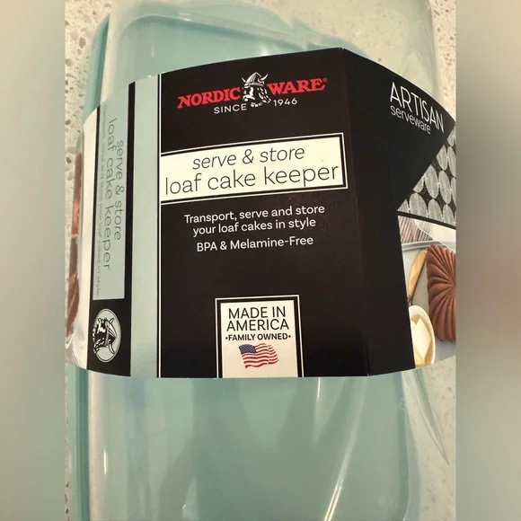 Nordic Ware Artisan Serve and Store Loaf Cake Keeper in Aqua, New - Picture 2 of 4